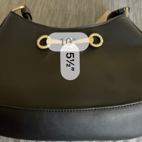 NEW Black Shoulder Bag with Gold Horse Bit Detail - Picture 4 of 5